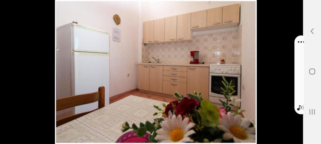 Apartments Bilo Near Primošten المظهر الخارجي الصورة