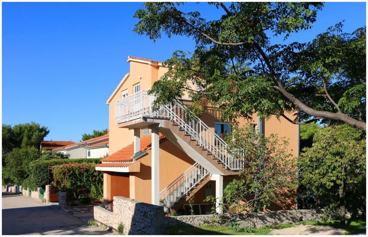 Apartments Bilo Near Primošten المظهر الخارجي الصورة